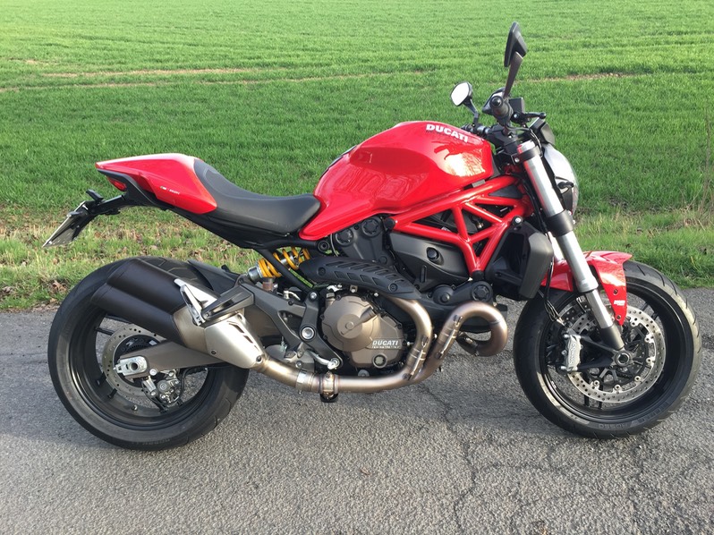 001-Ducati Monster 821