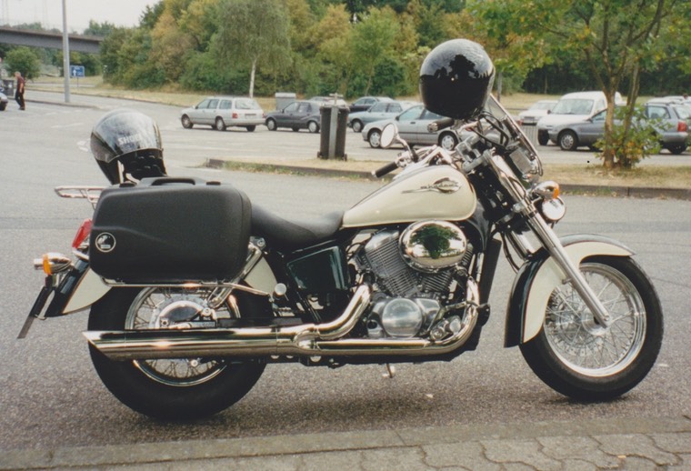 003-Honda Shadow 750